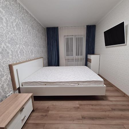 127-Avenue Apartment Chernivtsi Εξωτερικό φωτογραφία