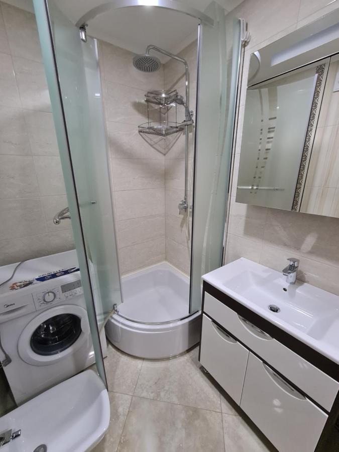 127-Avenue Apartment Chernivtsi Εξωτερικό φωτογραφία
